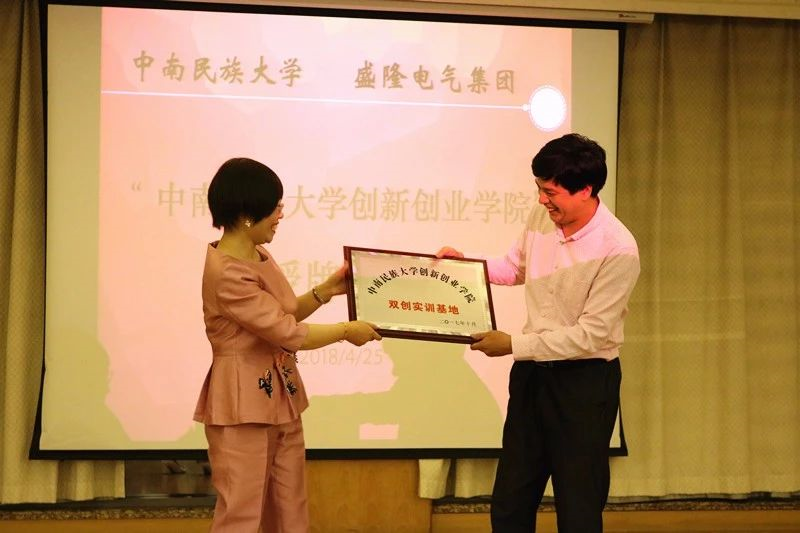 1527489389114460.png blob.png