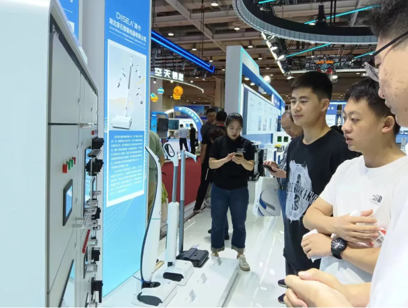 1720578693569350.png 5295e4f6e29094e3db94151762c1df3.png