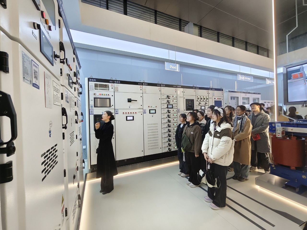 1752741800626302.jpg 1752741800626302.jpg