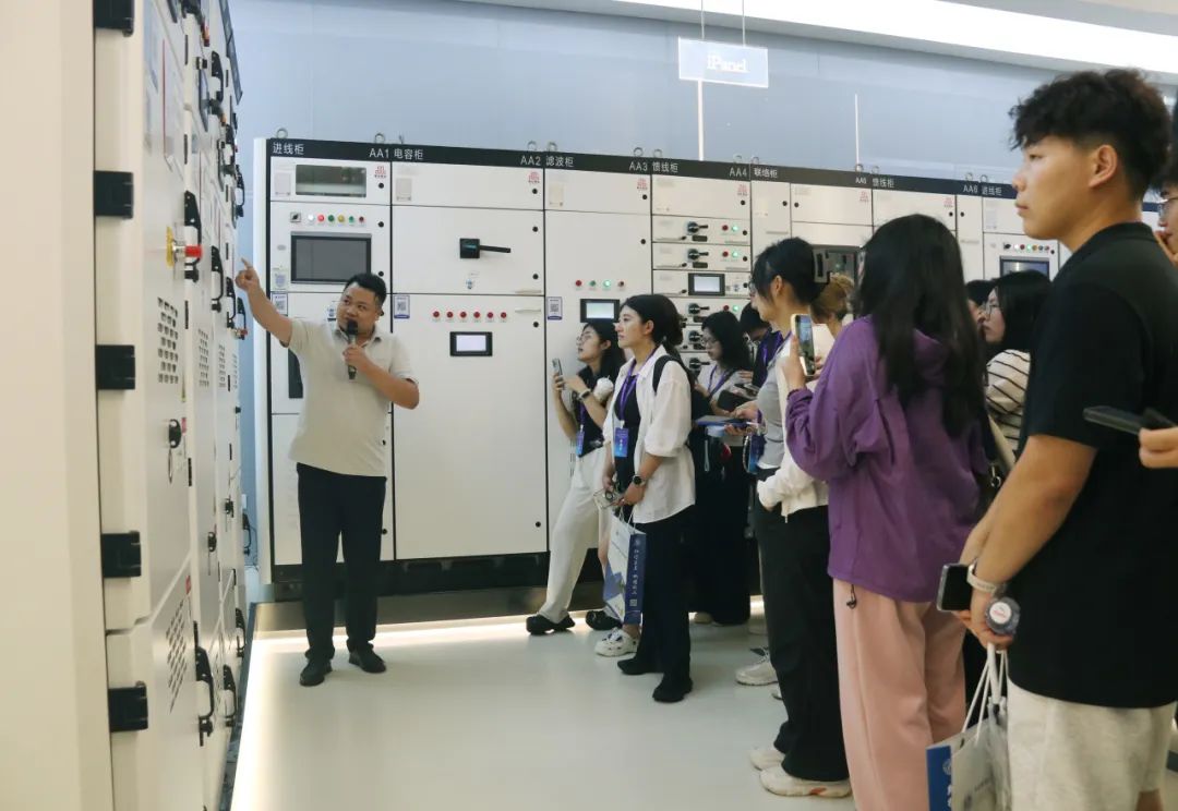 1754228558421670.jpg 1754228558421670.jpg